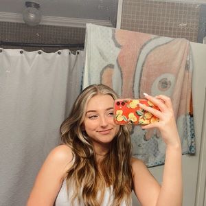 Meet your Posher, Georgia